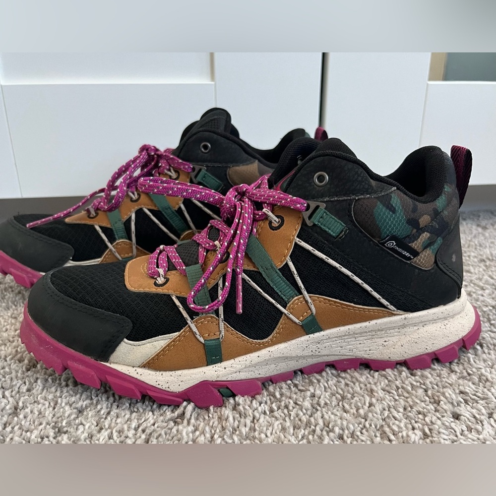 Timberland Garrison Trail Hiking Boots-Waterproof-Sz 7-Pink, Camo, Tan & Black